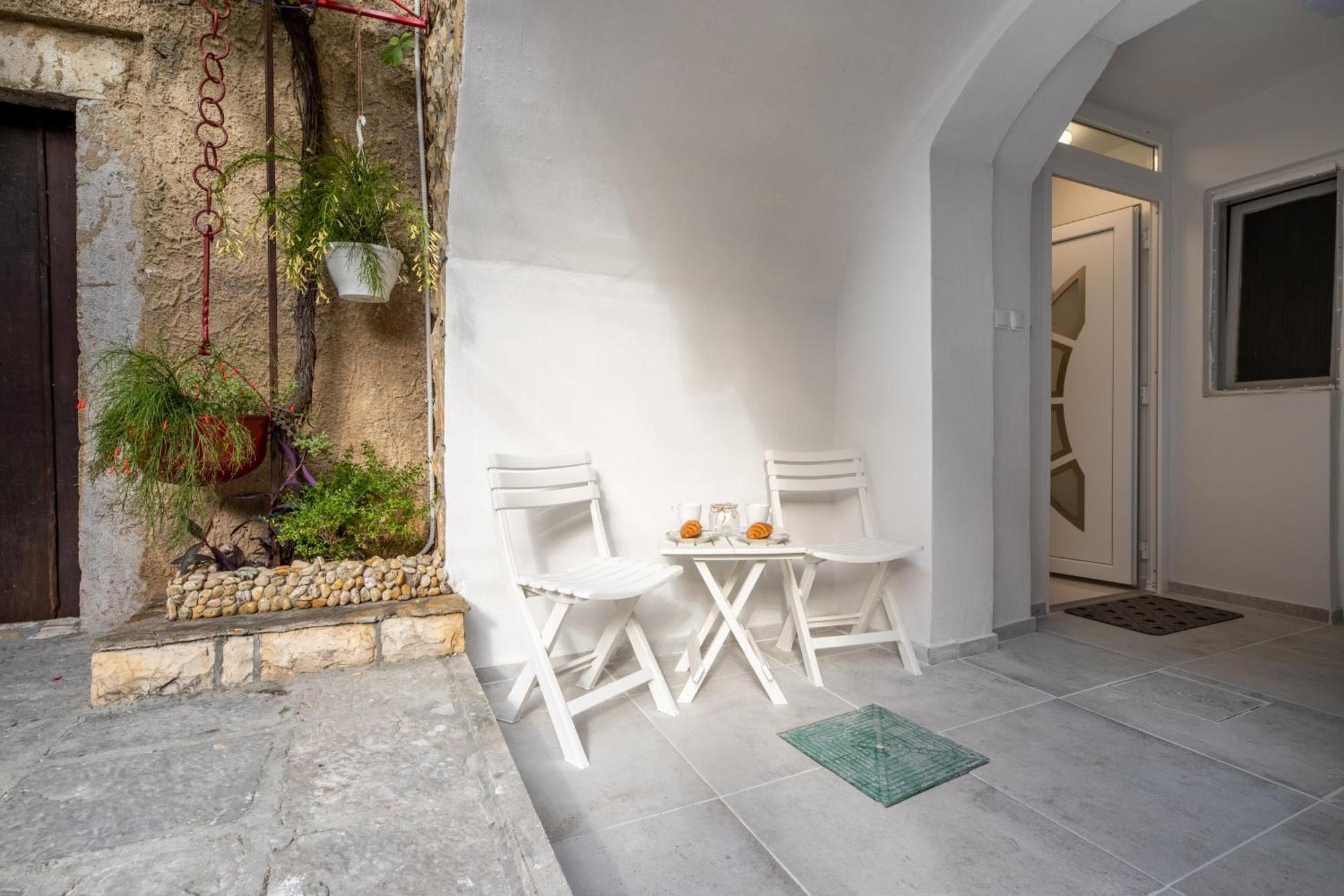 Apartment Gaviota Krk Veglia Exterior foto