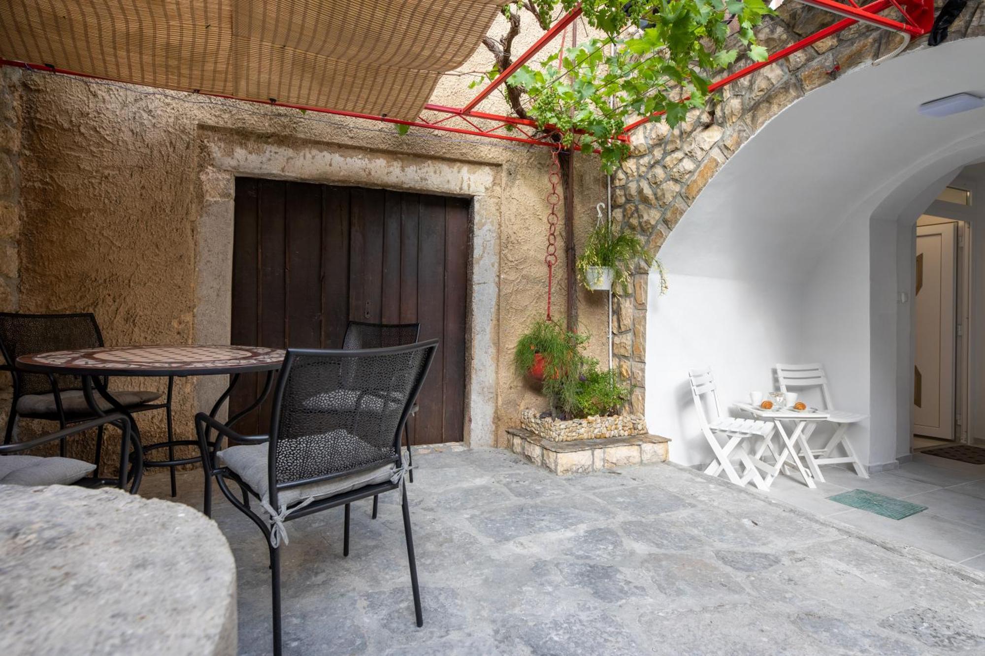 Apartment Gaviota Krk Veglia Exterior foto